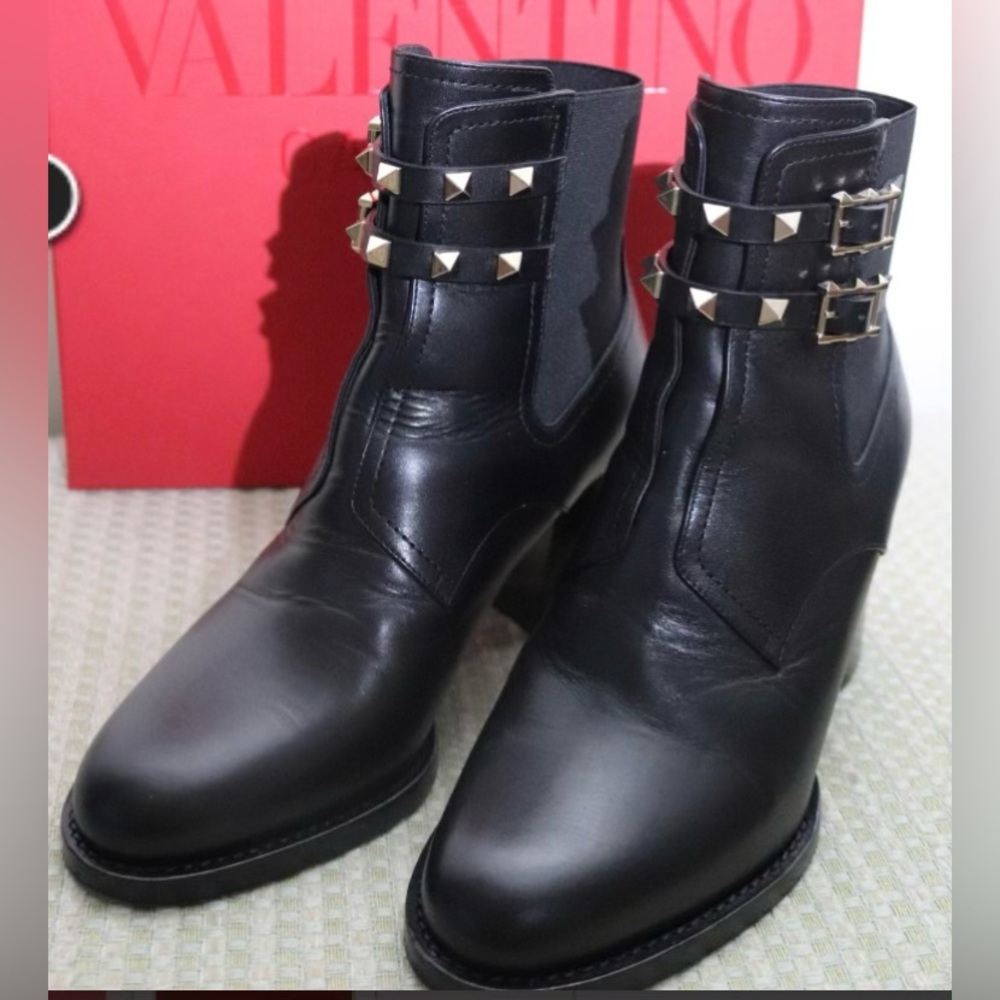 Valentino Garavani Black studded heeled ankle boots